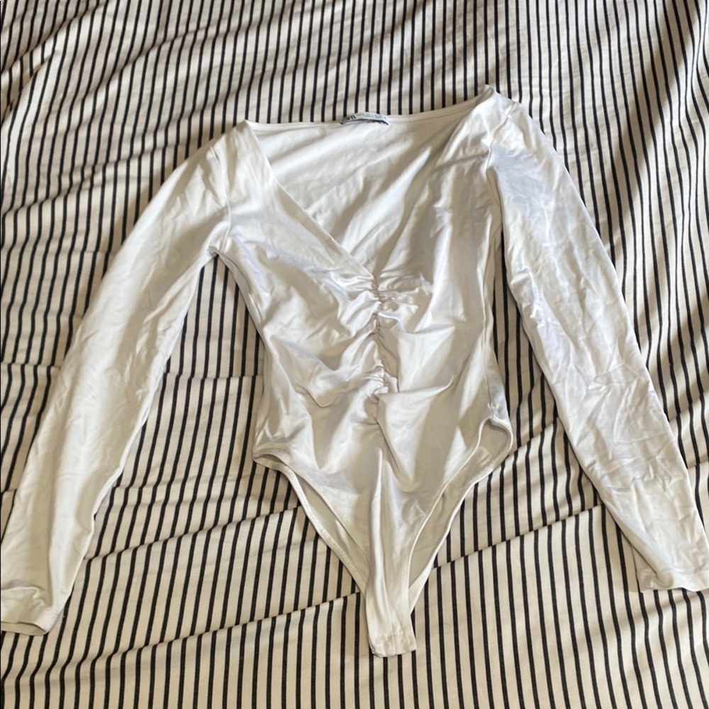 Zara Cream Long Sleeve Bodysuit